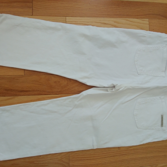 EUC Michael Kors Cropped / Capri Length White Jeans Size 14 - Picture 3 of 11